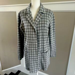 Jessica Simpson grey check, open front blazer.